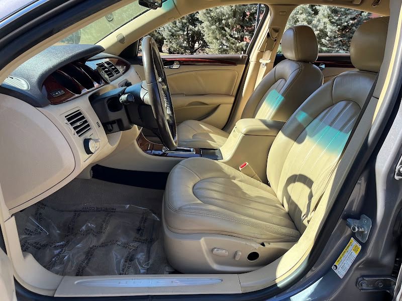 Used 2008 Buick Lucerne CXL w/ Ultra Confidence Package image 9
