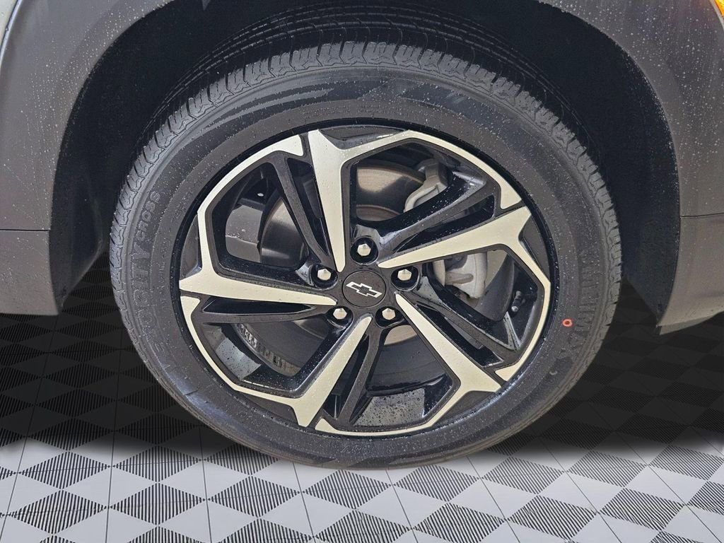Used 2023 Chevrolet TrailBlazer RS w/ Sun and Liftgate Package image 31