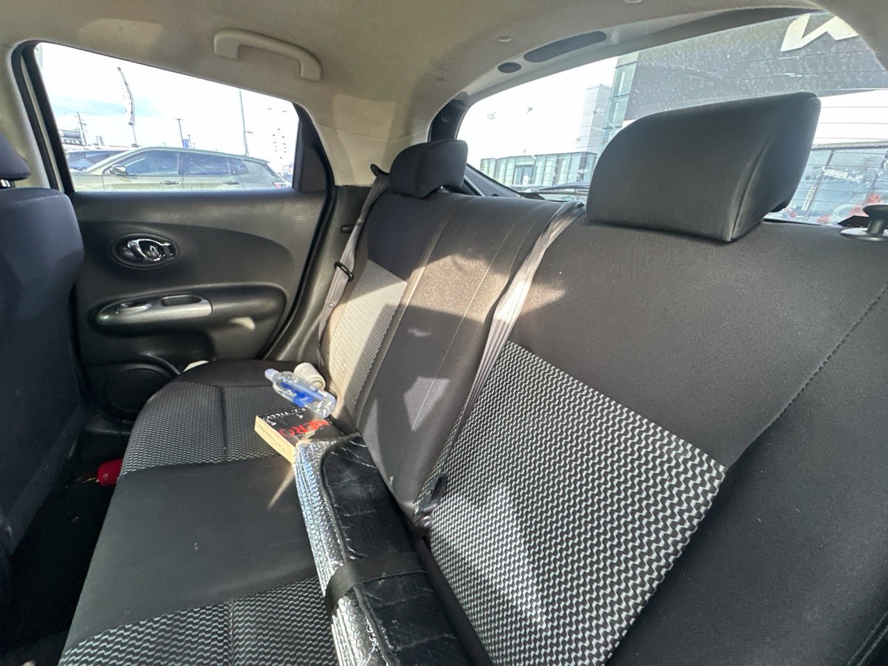 Used 2015 Nissan Juke S FWD image 9