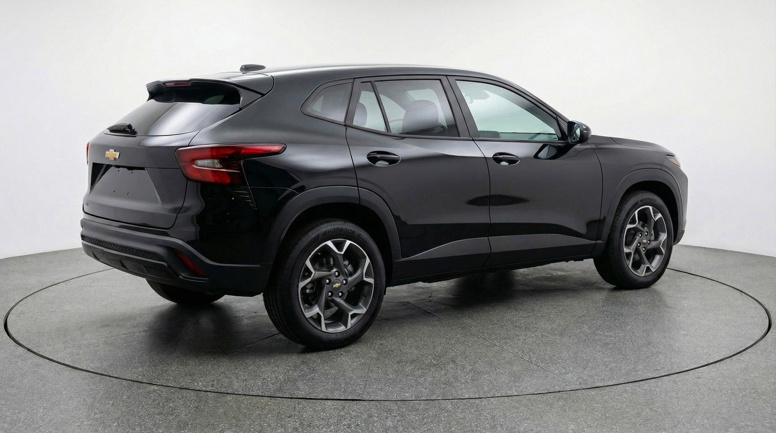 Used 2025 Chevrolet Trax LT w/ LT Convenience Package image 9