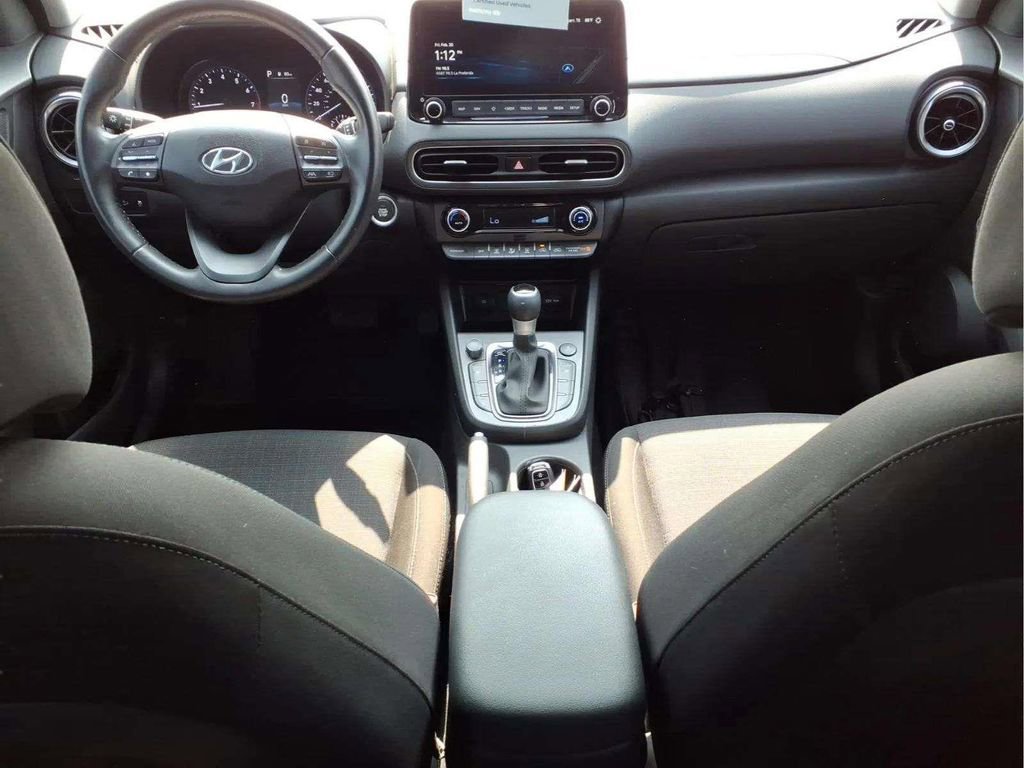 Used 2023 Hyundai Kona SEL w/ Convenience Package image 10
