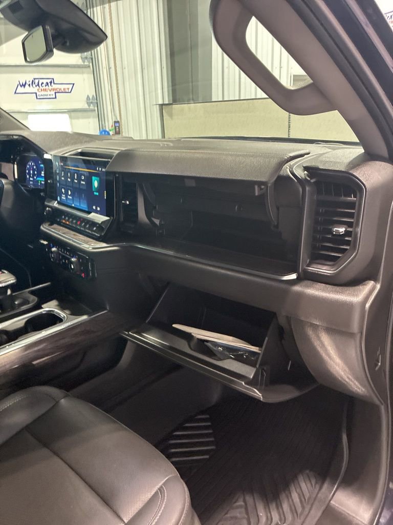 Used 2023 Chevrolet Silverado 1500 LTZ image 45