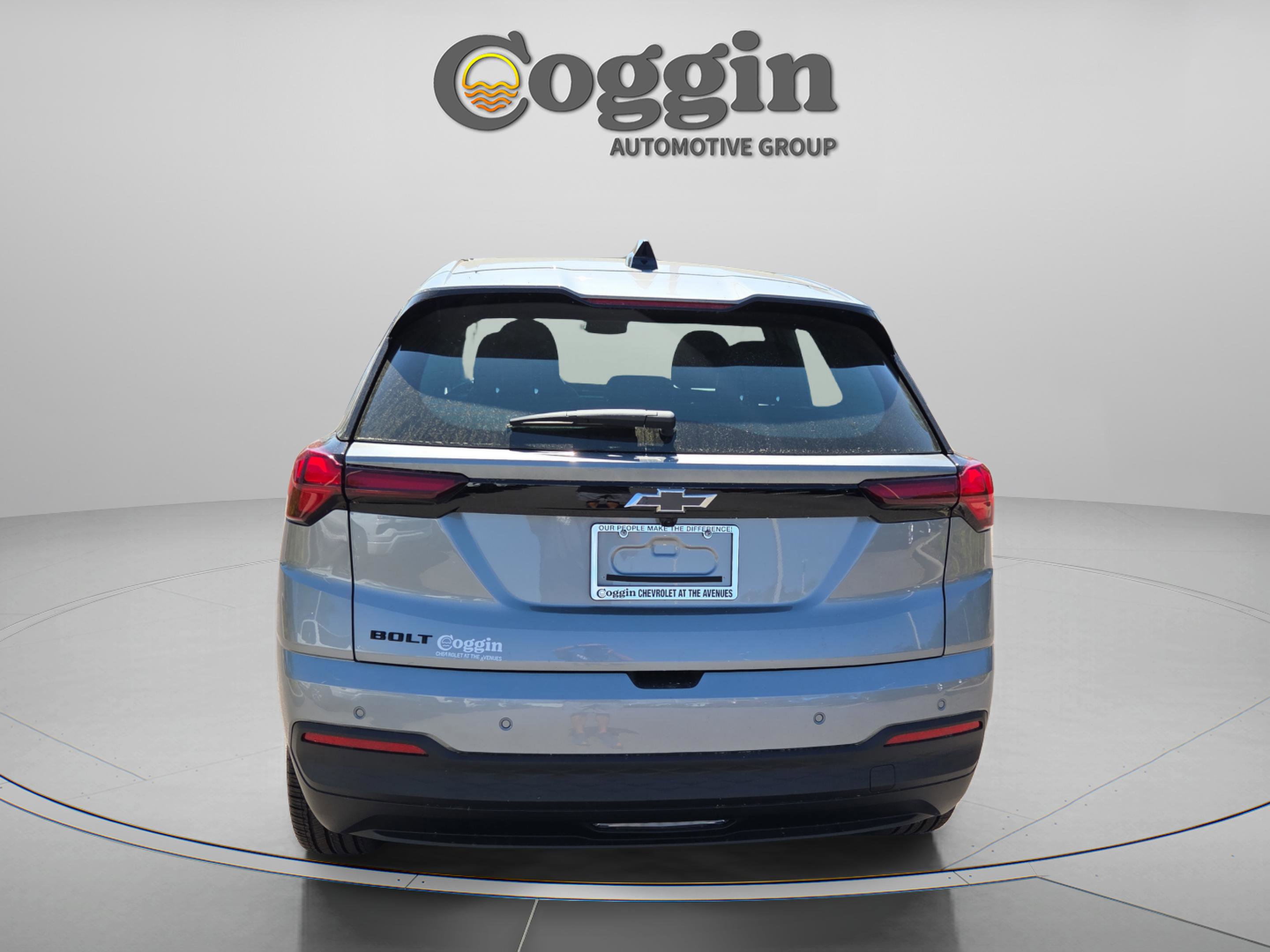 New 2027 Chevrolet Bolt LT w/ Comfort Package image 4