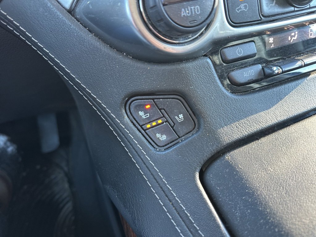 Used 2019 Chevrolet Suburban Premier image 24