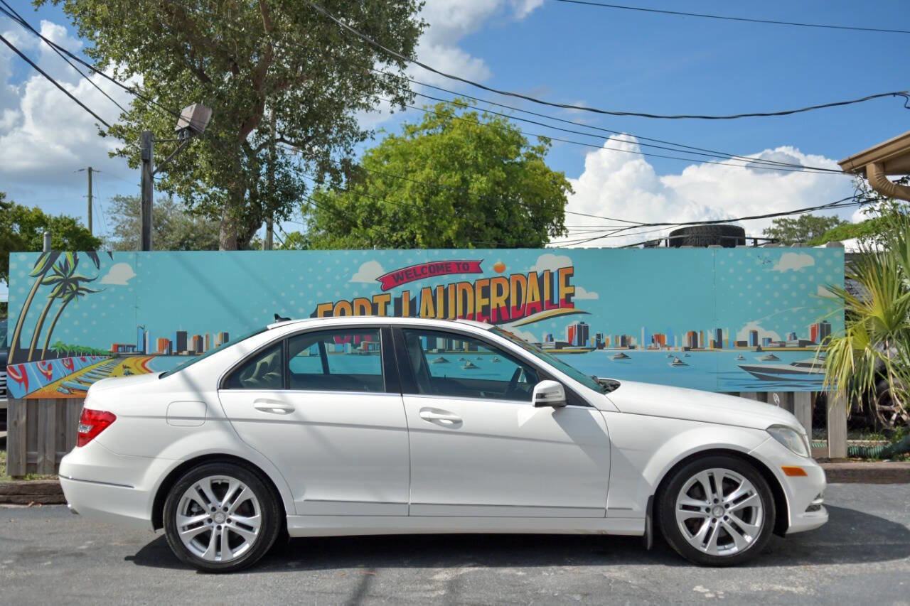 Used 2013 Mercedes-Benz C 300 4MATIC Sedan w/ Multimedia Pkg image 29
