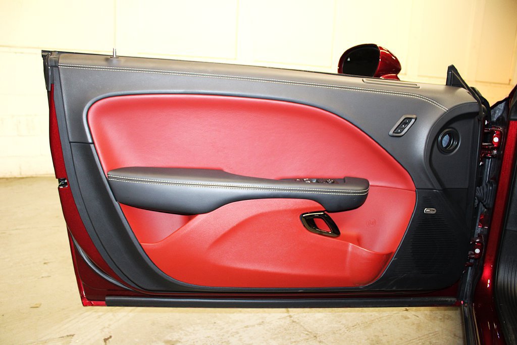 Used 2022 Dodge Challenger SRT Hellcat w/ Plus Package RWD image 27
