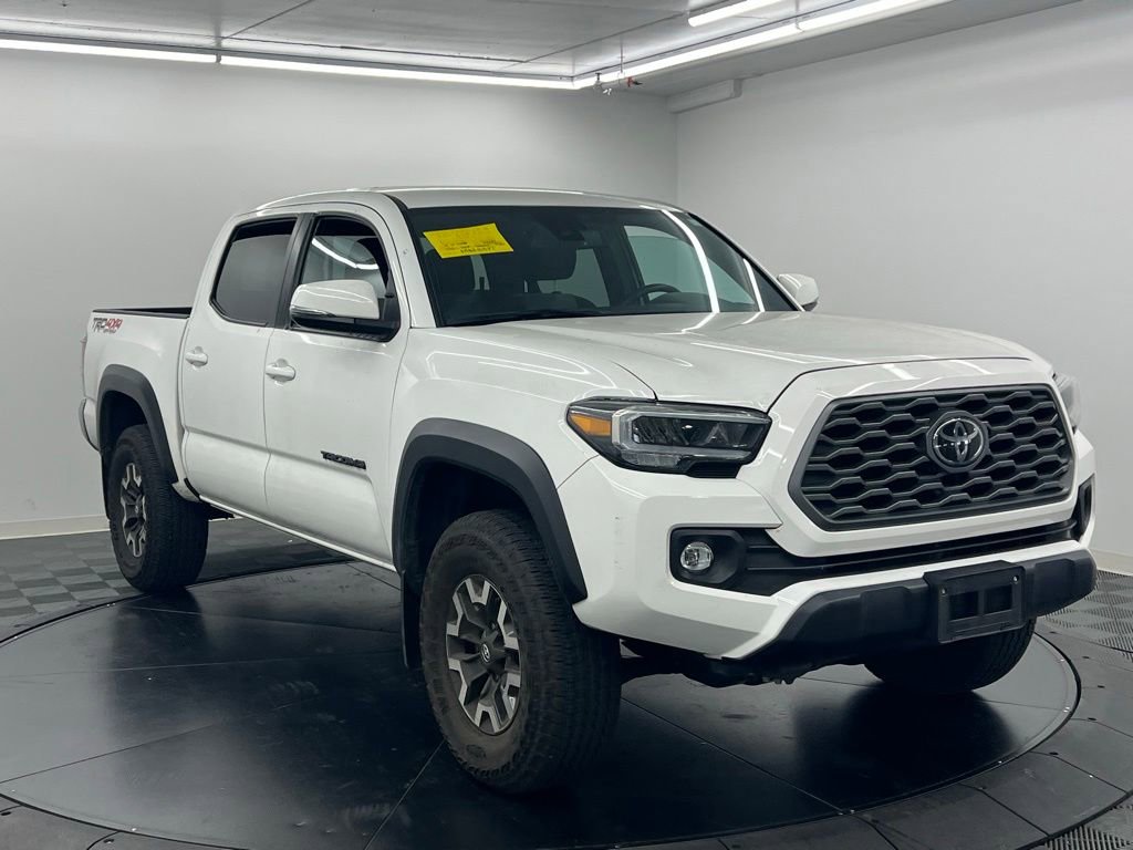 Used 2023 Toyota Tacoma TRD Off-Road AWD/4WD image 3