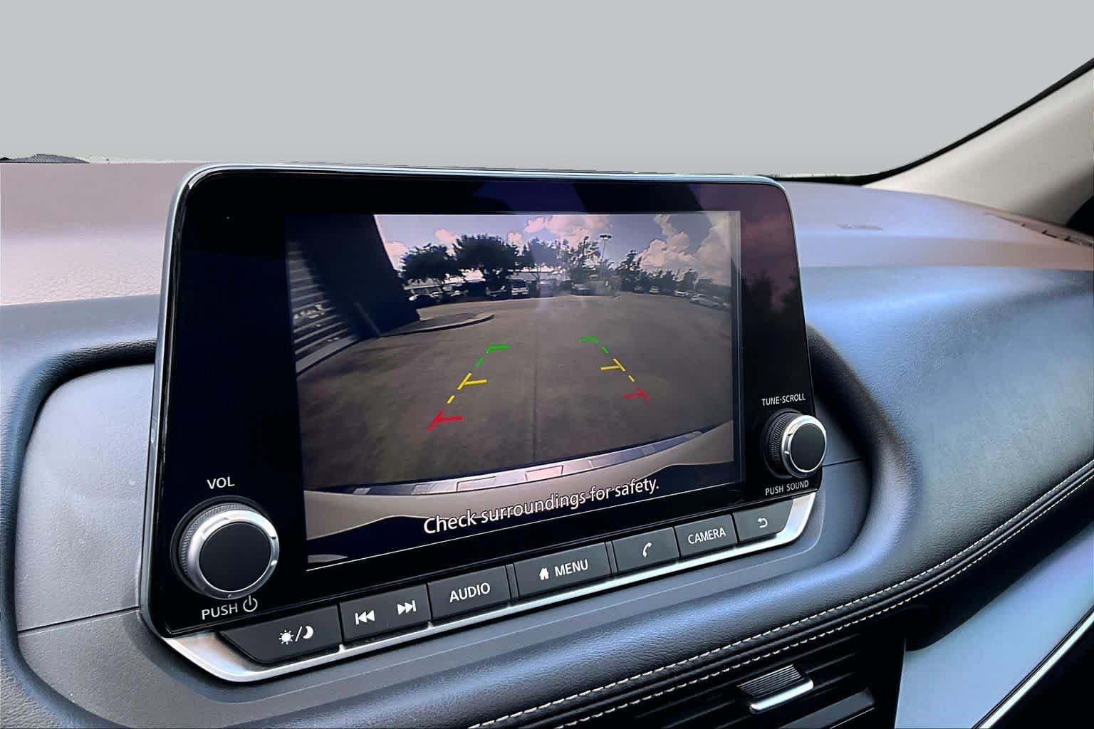 Used 2023 Nissan Rogue SV w/ SV Premium B Package FWD image 27