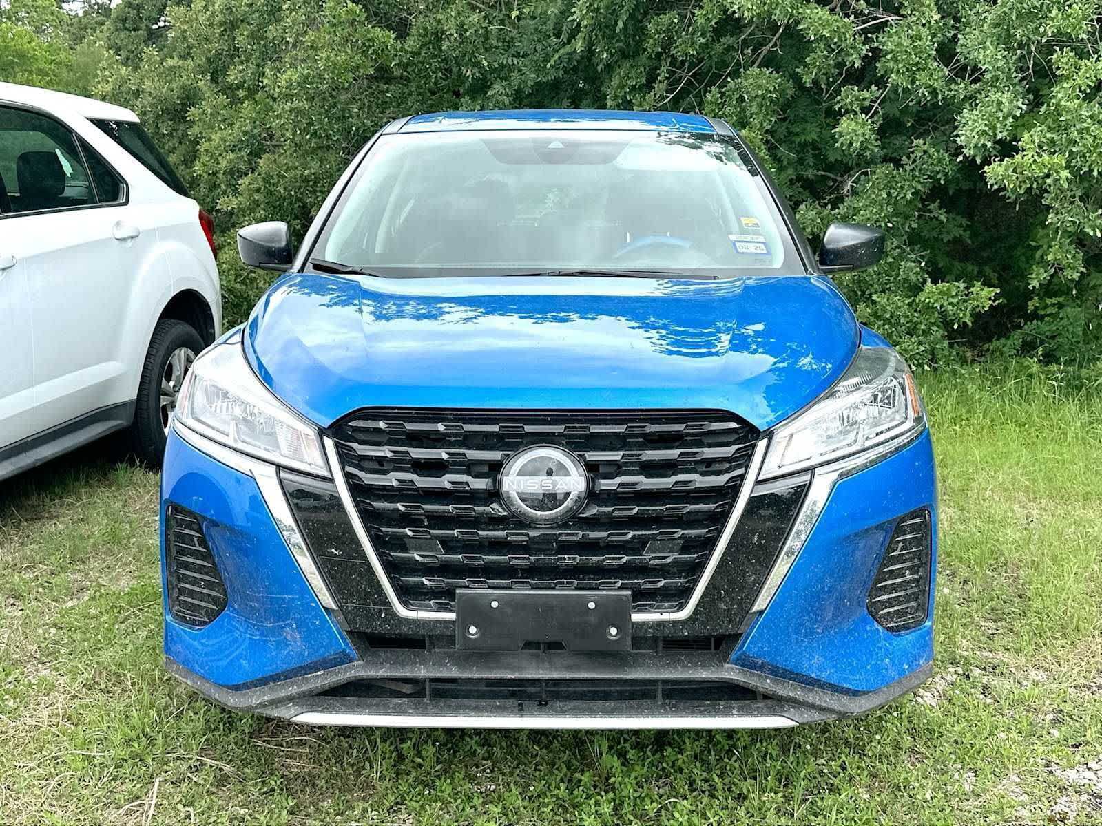 Used 2024 Nissan Kicks S FWD image 2