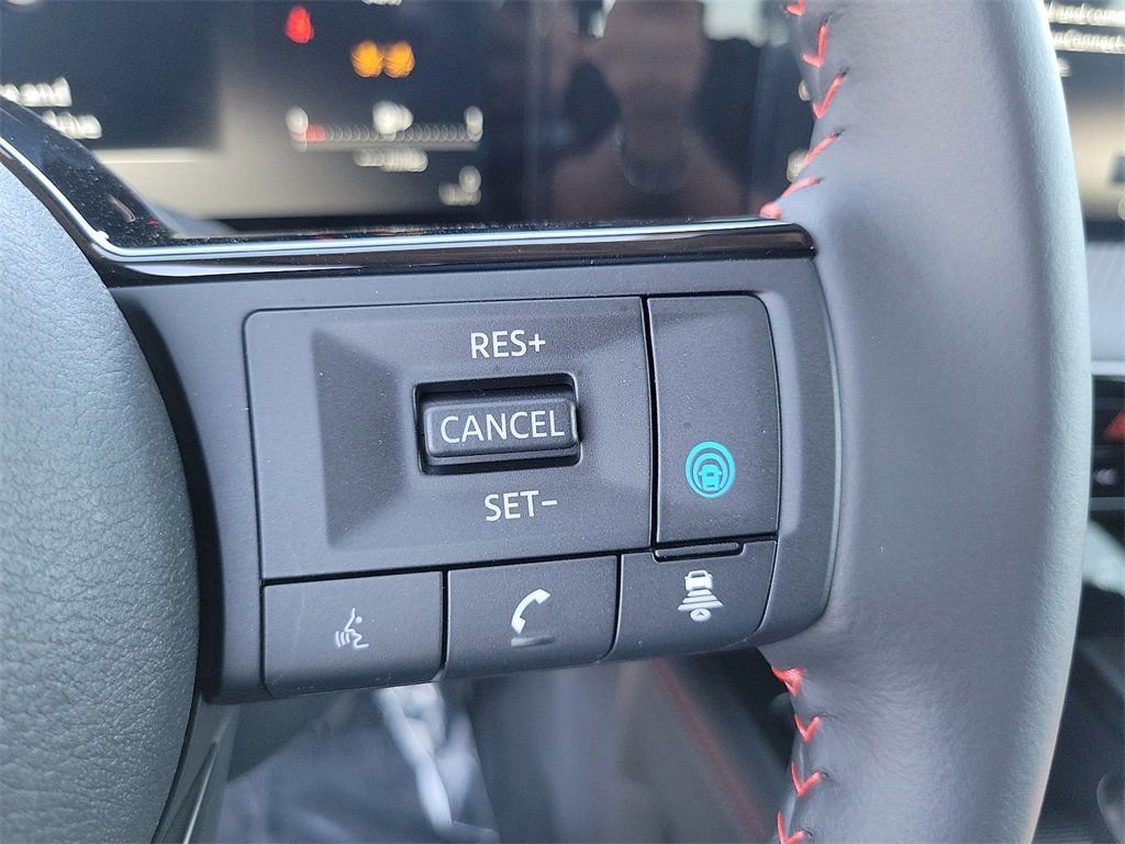 New 2026 Nissan Kicks SR FWD image 12