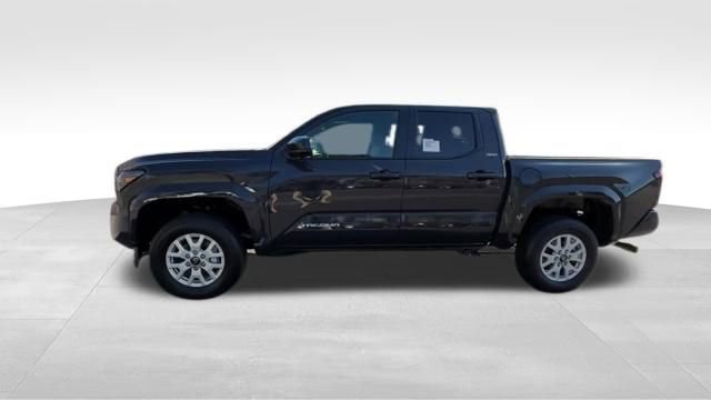 New 2026 Toyota Tacoma SR5 image 3