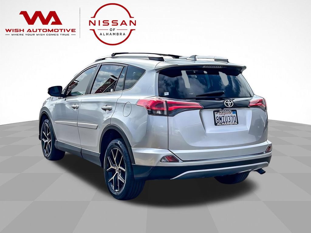 Used 2016 Toyota RAV4 SE FWD image 9