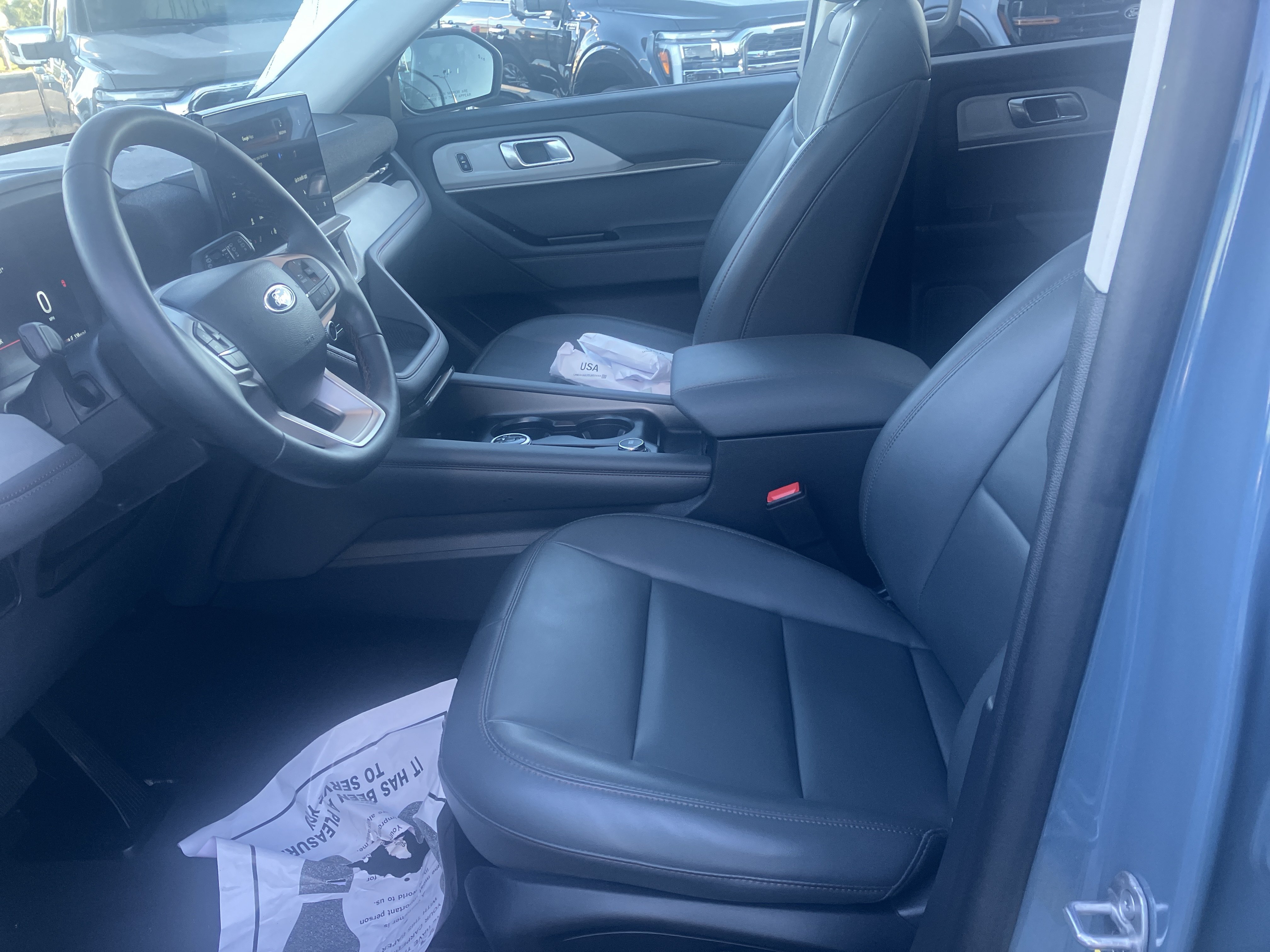 Used 2025 Ford Explorer Active w/ Active Comfort Package AWD/4WD image 19