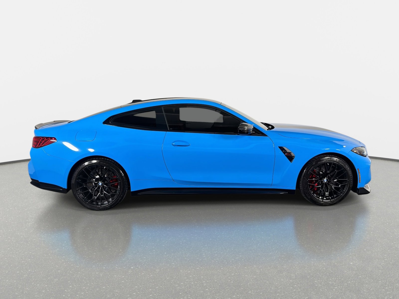 Used 2025 BMW M4 CS image 2