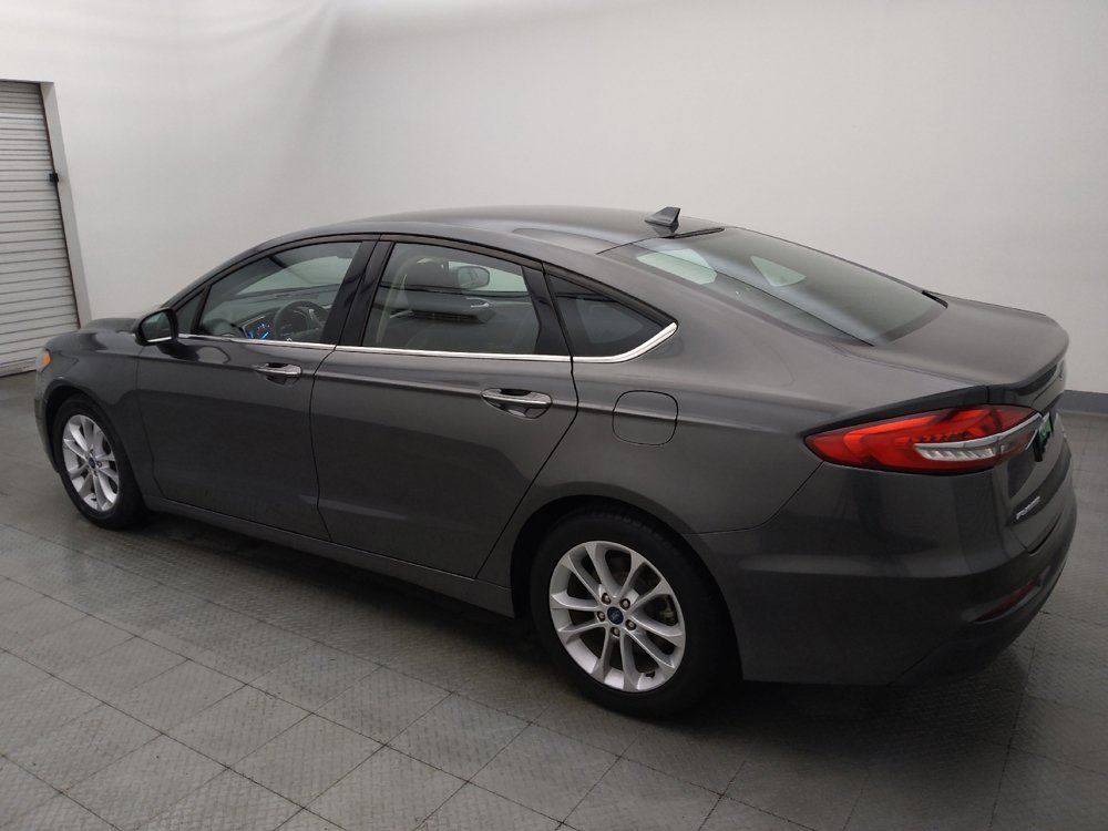 Used 2020 Ford Fusion SEL FWD image 3