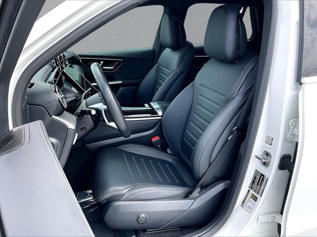 Used 2025 Mercedes-Benz GLC 350e 4MATIC image 27