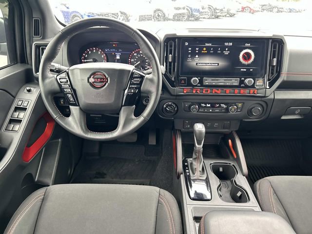 Used 2025 Nissan Frontier PRO-4X image 16