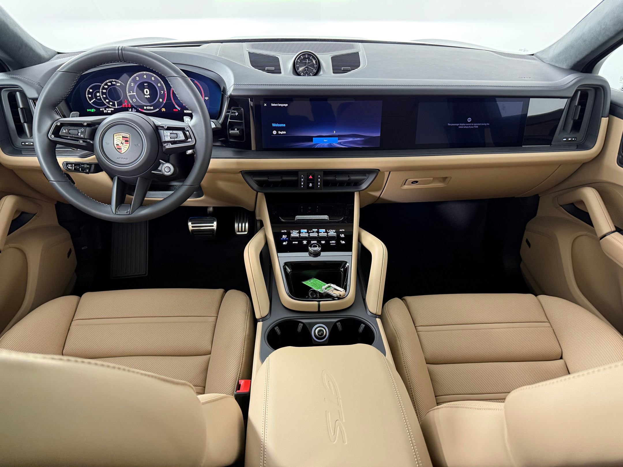 New 2026 Porsche Cayenne GTS image 18