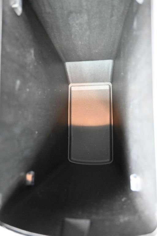 Used 2024 Buick Encore GX Avenir w/ Avenir Convenience Package FWD image 38