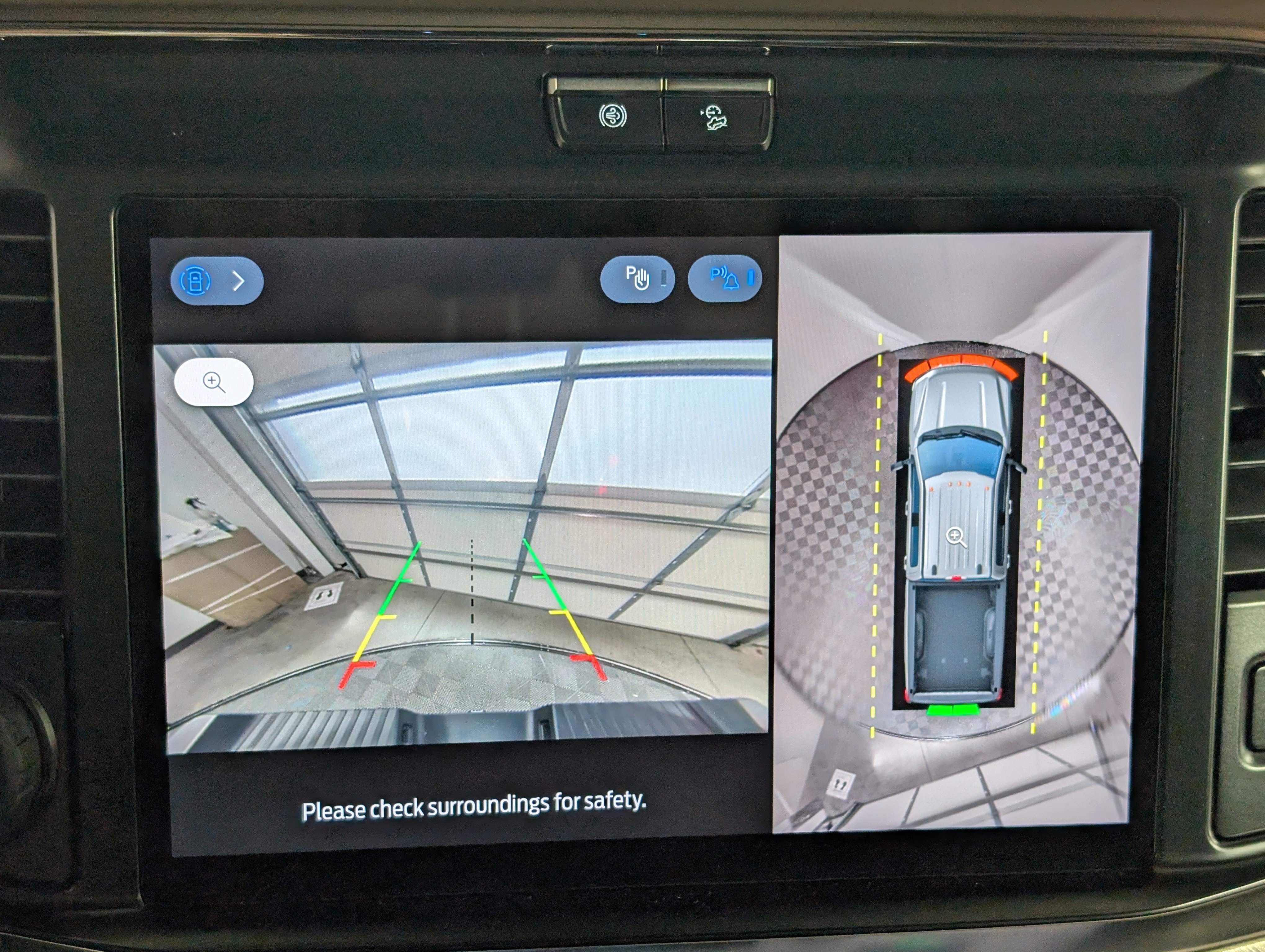 New 2025 Ford F350 King Ranch w/ Chrome Package image 17