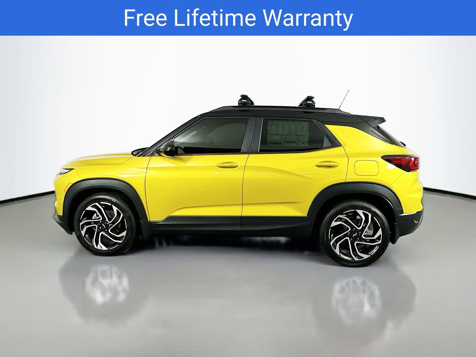New 2025 Chevrolet TrailBlazer RS w/ Convenience Package FWD image 5