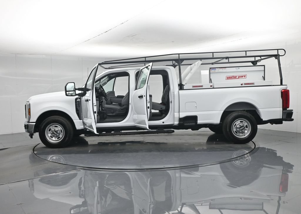 New 2026 Ford F350 XL w/ XL Chrome Package RWD image 40