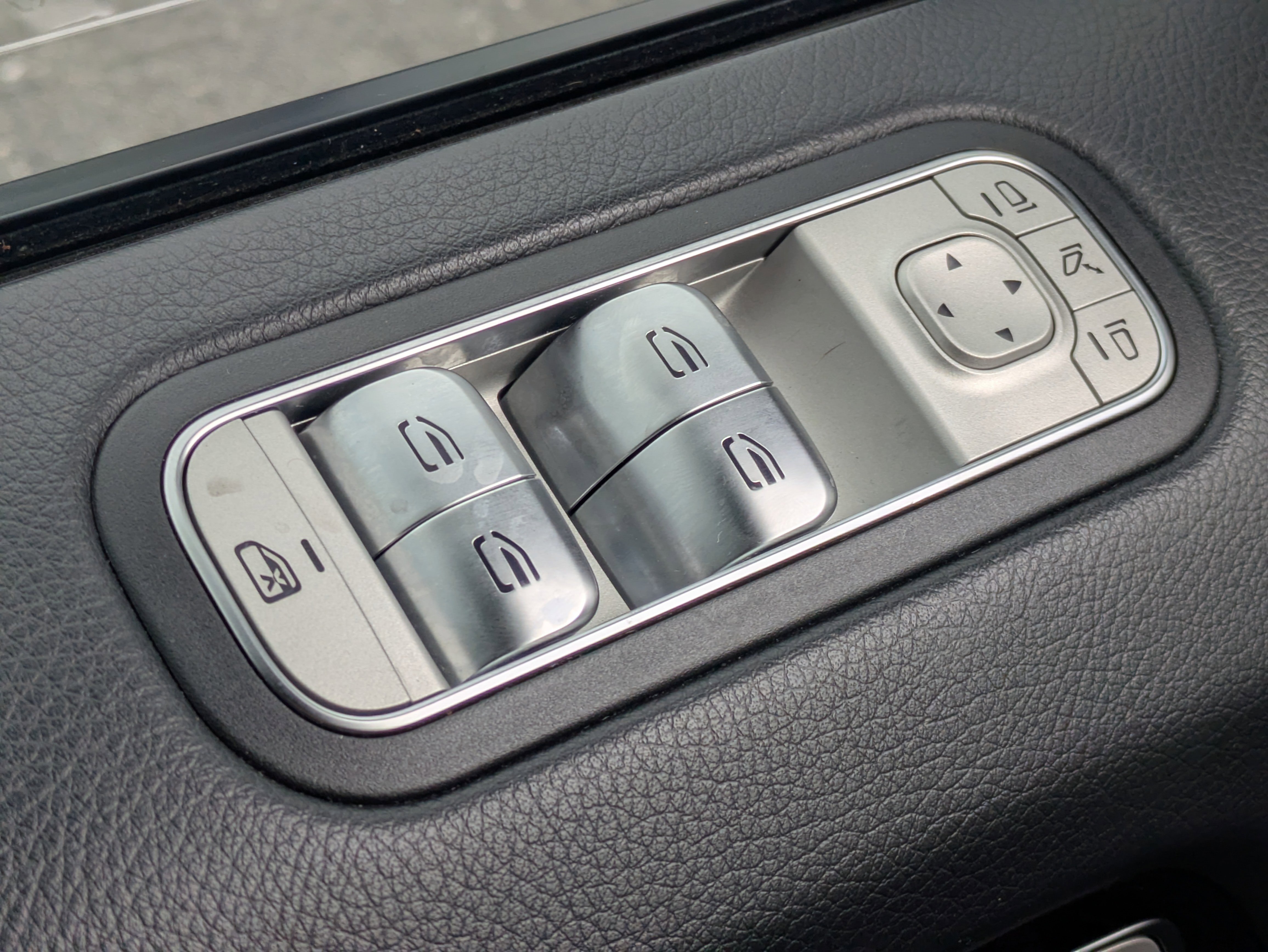 Certified 2023 Mercedes-Benz G 550 w/ G Manufaktur Interior Package image 25