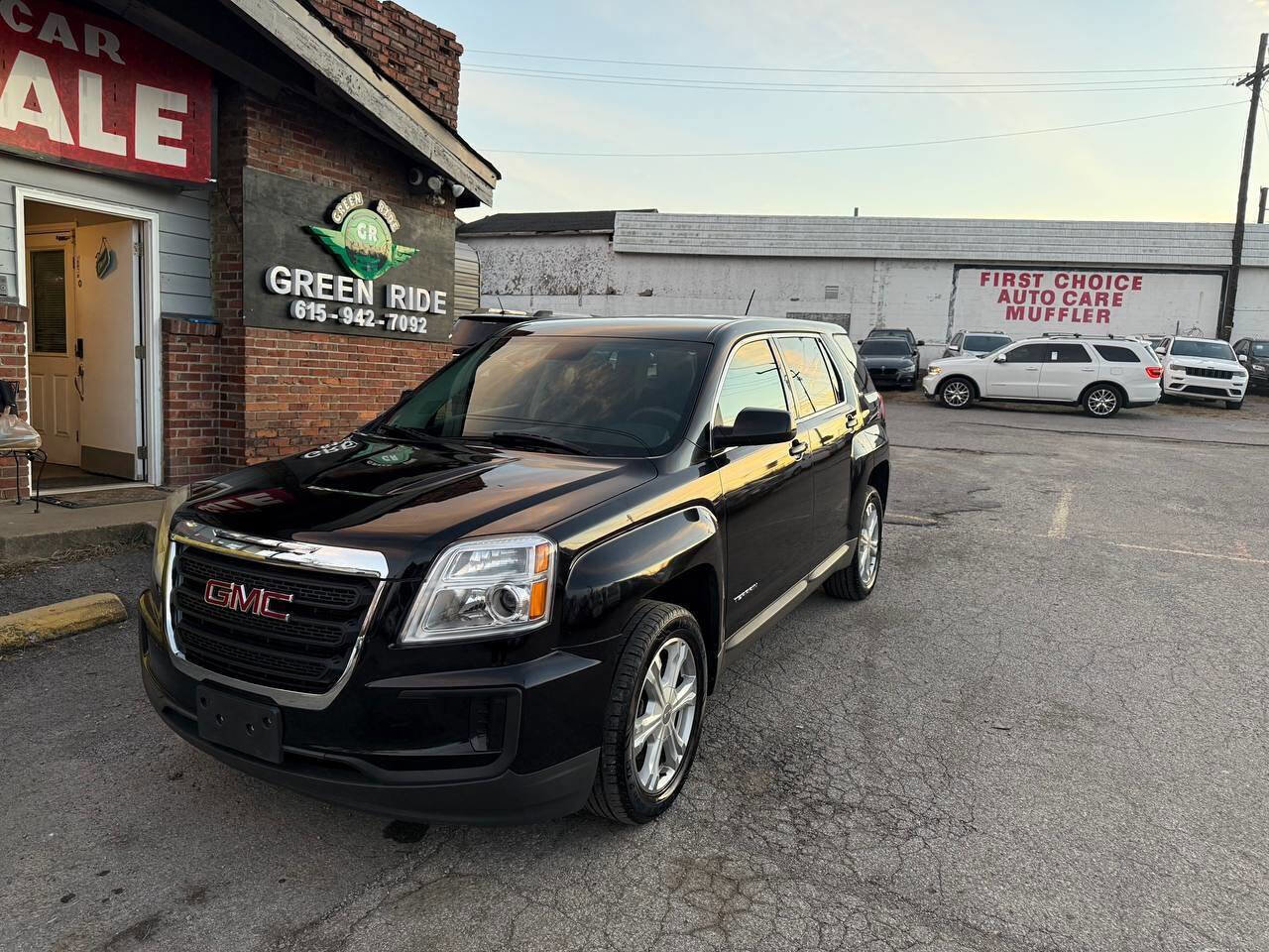 Used 2017 GMC Terrain SLE image 1