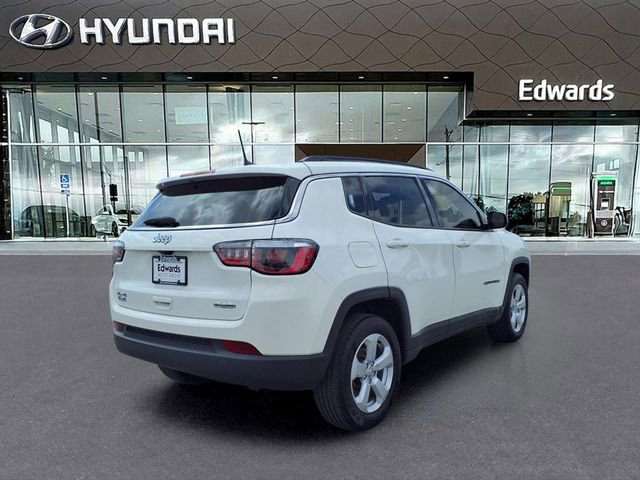 Used 2020 Jeep Compass Latitude w/ Cold Weather Group AWD/4WD image 8