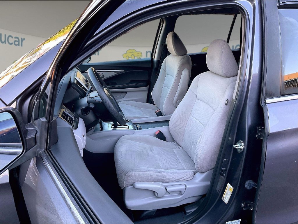 Used 2018 Honda Pilot LX image 10