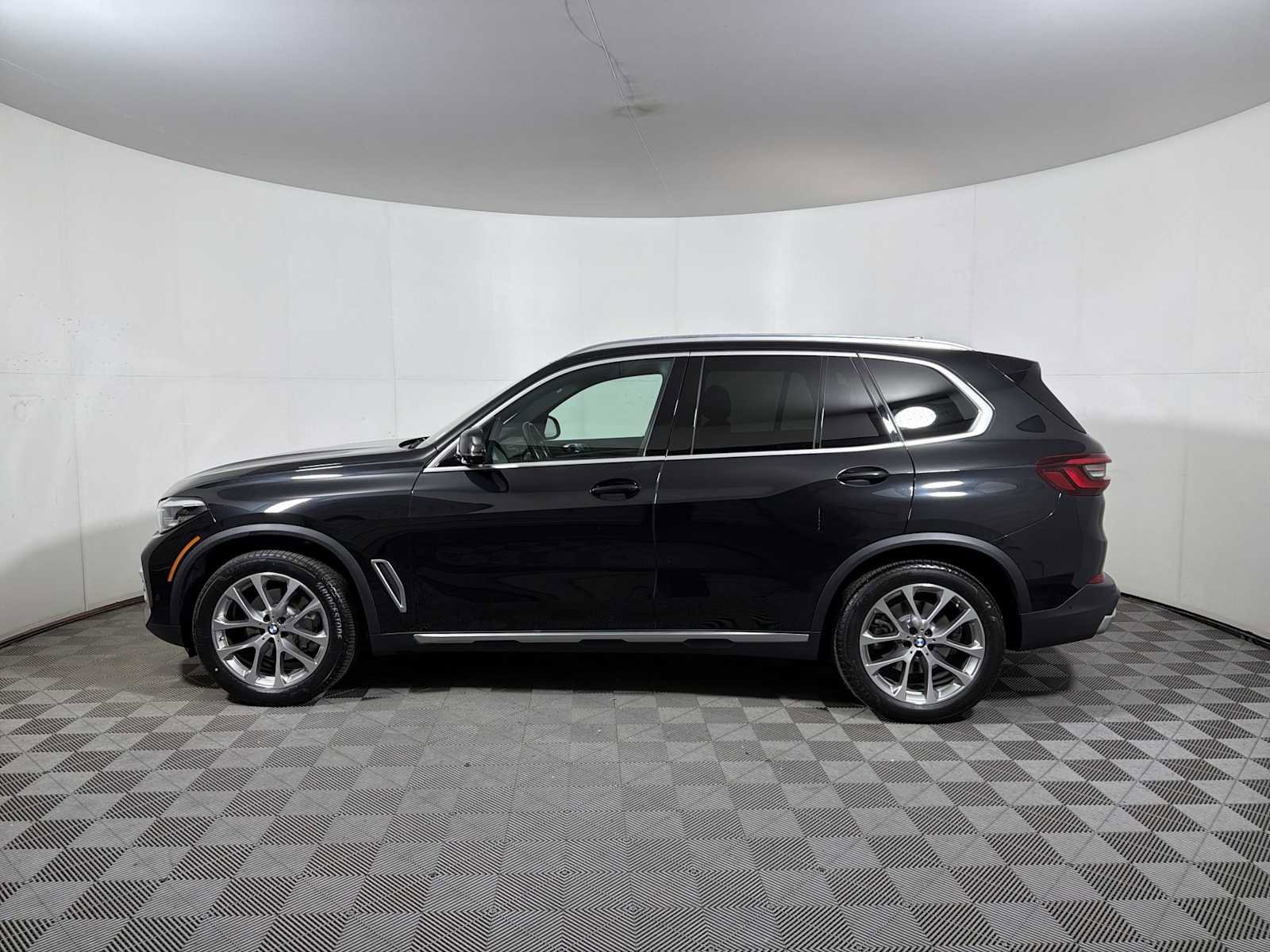 Certified 2023 BMW X5 xDrive40i w/ Premium Package image 4