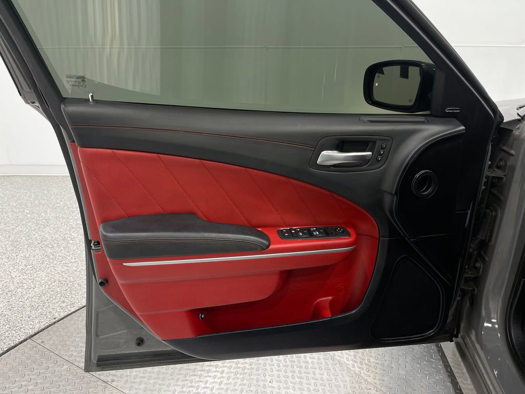 Used 2019 Dodge Charger Scat Pack w/ Technology Group image 15