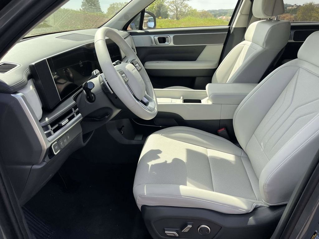 New 2026 Hyundai Santa Fe SEL FWD image 9
