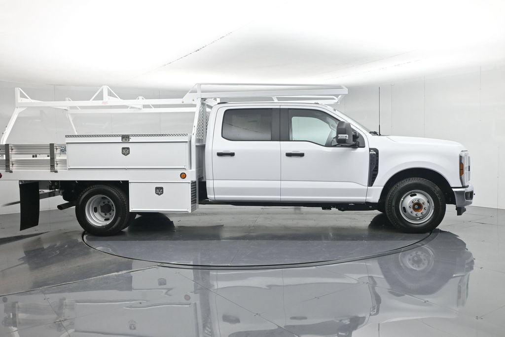 New 2026 Ford F350 XL w/ XL Chrome Package RWD image 38
