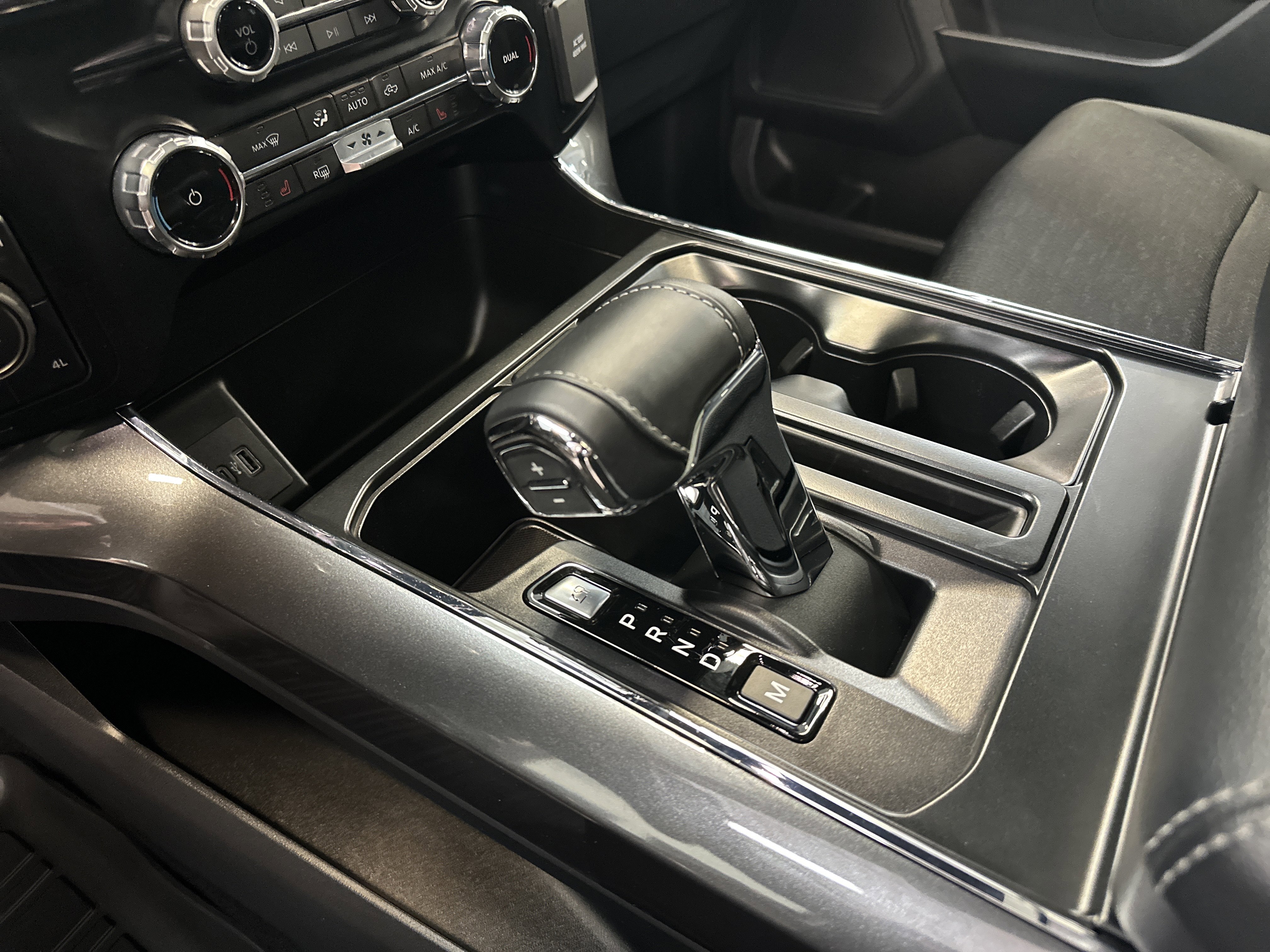 Used 2023 Ford F150 XLT w/ Equipment Group 302A High image 32