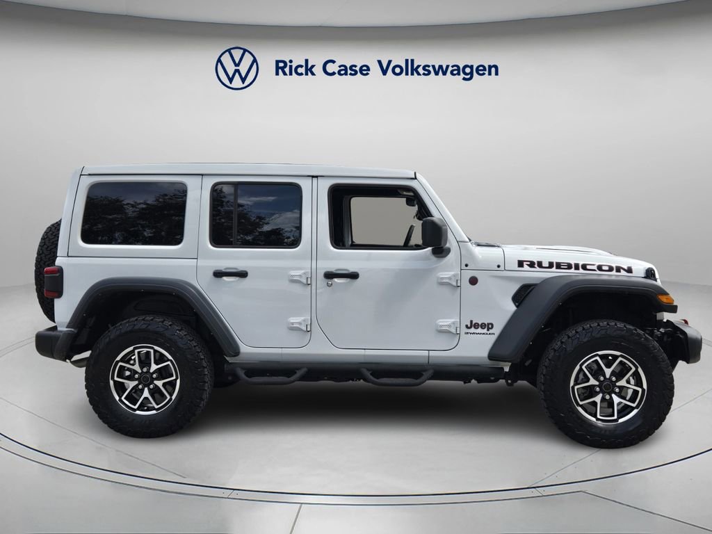 Used 2024 Jeep Wrangler Unlimited Rubicon image 3