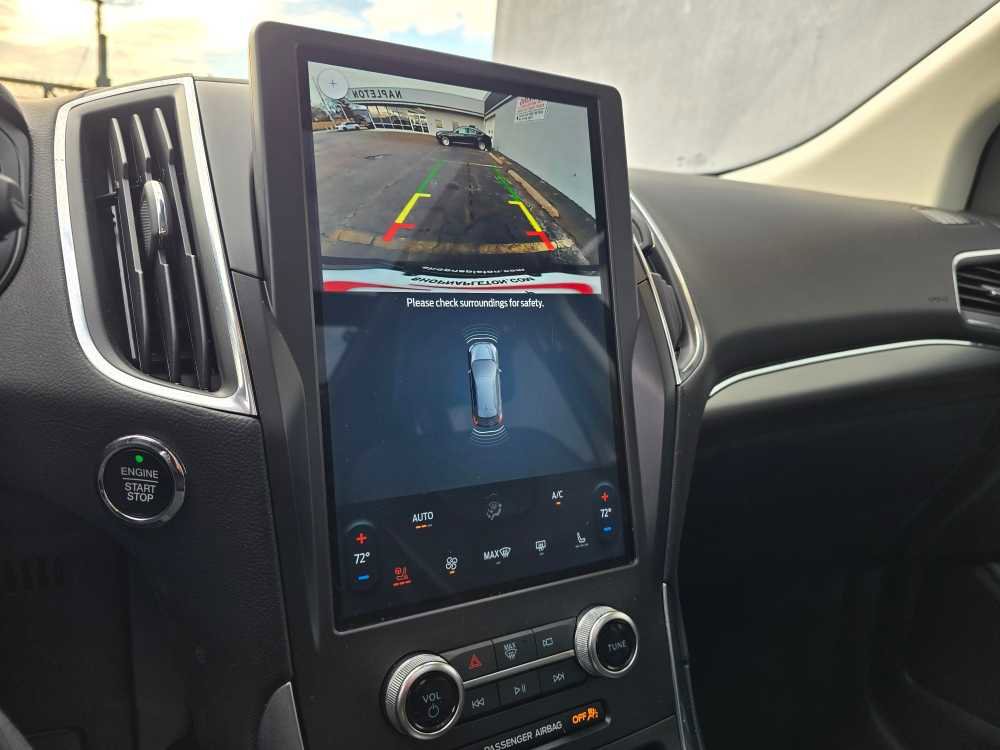 Used 2024 Ford Edge Titanium image 26