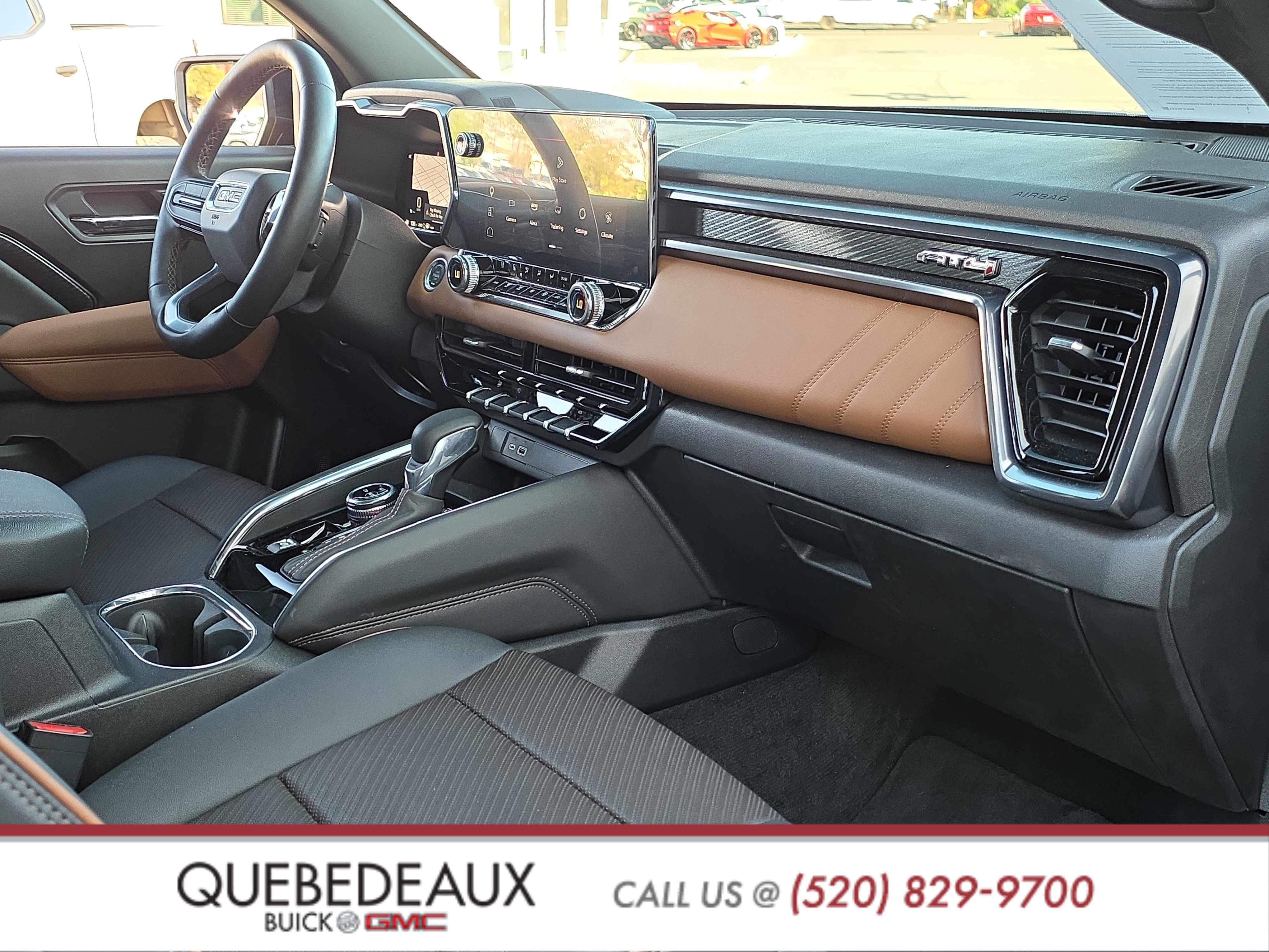 Used 2025 GMC Canyon AT4 w/ AT4 Premium Package image 32