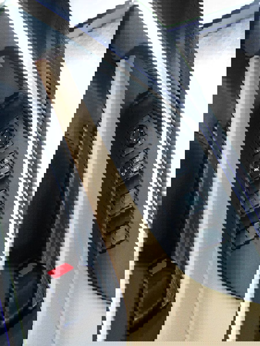 Used 2022 Toyota RAV4 LE image 26