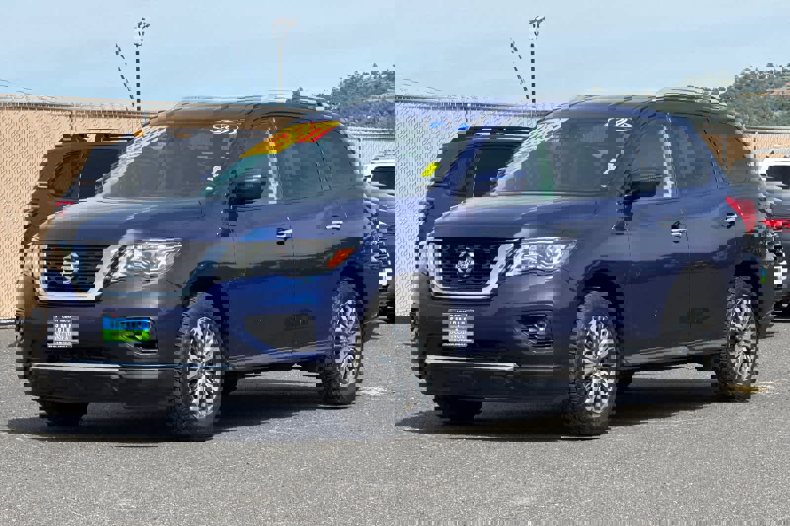 Used 2020 Nissan Pathfinder SV image 7