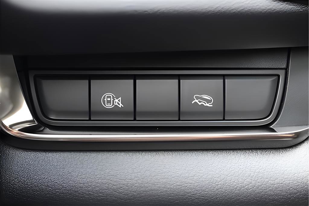 Used 2024 MAZDA CX-30 2.5 Turbo w/ Premium Package image 16