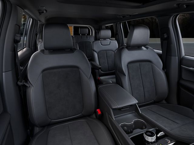 New 2026 Jeep Grand Cherokee L 4WD image 16