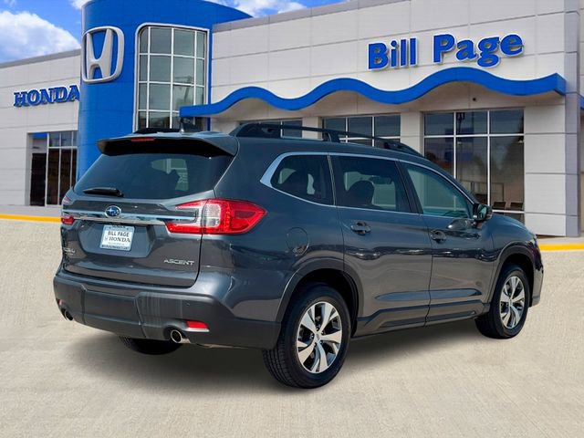 Used 2025 Subaru Ascent Premium image 3