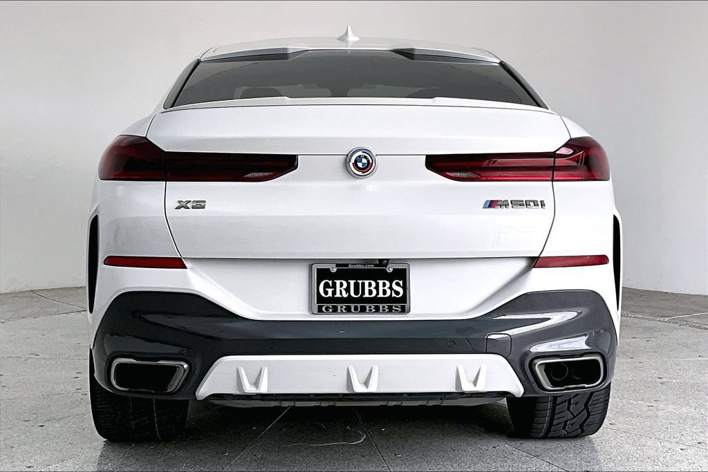 Used 2022 BMW X6 M50i w/ Premium Package AWD/4WD image 4