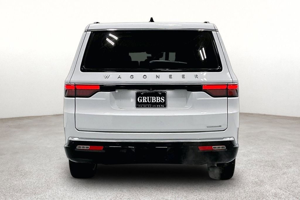 Used 2024 Jeep Wagoneer L Series III w/ Premium Group I image 6