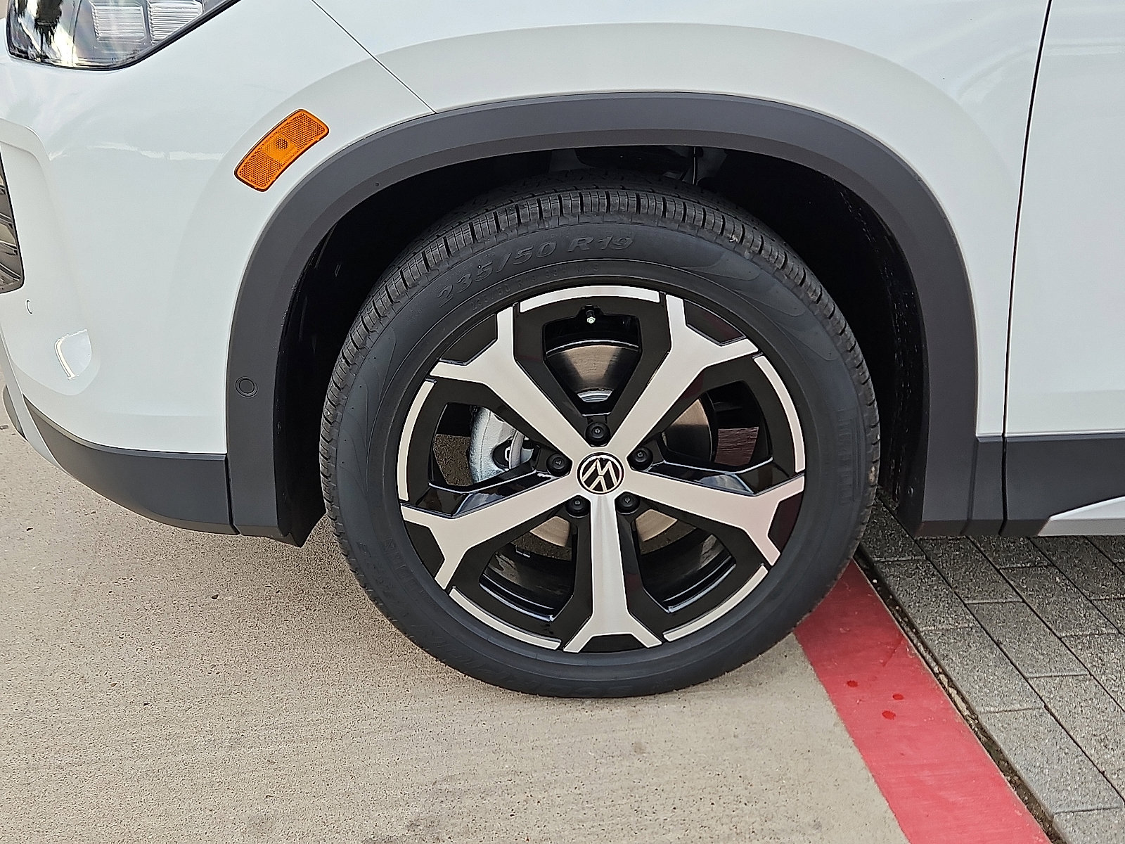 New 2026 Volkswagen Tiguan SE image 6