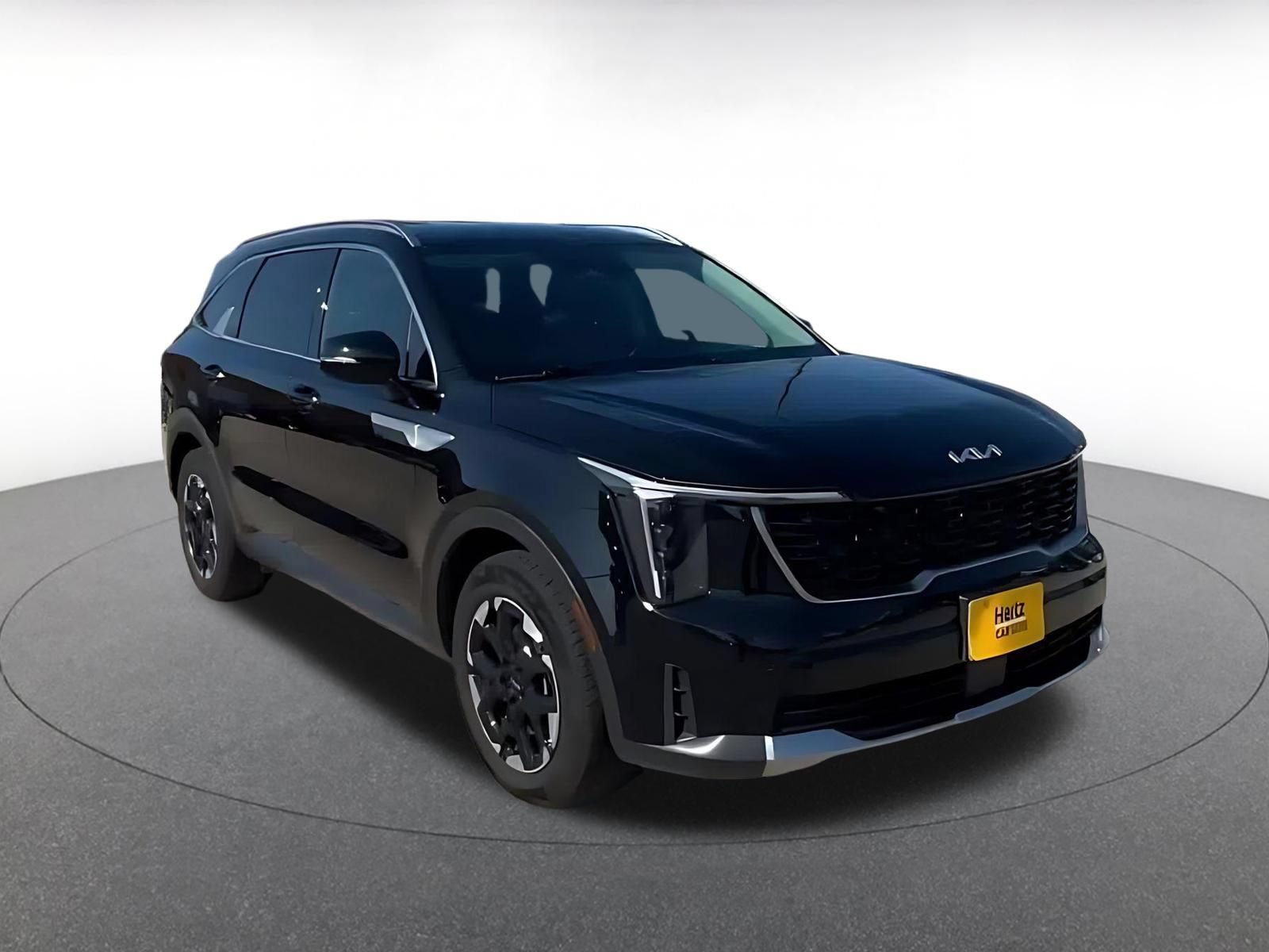 Used 2024 Kia Sorento S FWD image 3