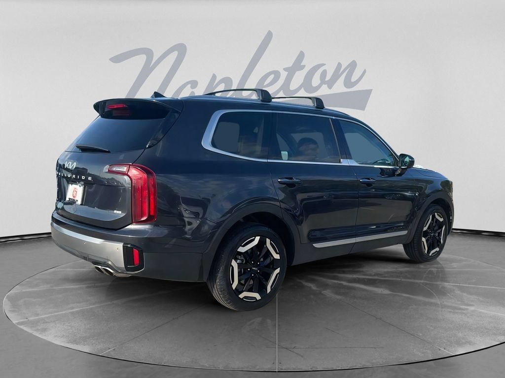 Used 2025 Kia Telluride S AWD/4WD image 8