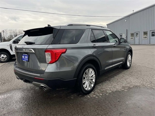 Certified 2022 Ford Explorer Limited w/ Equipment Group 301A image 3