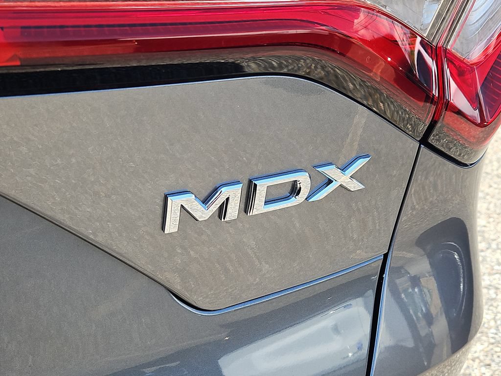 Used 2024 Acura MDX SH-AWD image 12